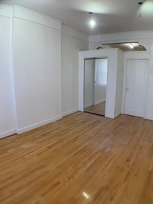 Rented by Capri Jet Realty Corp | media 23