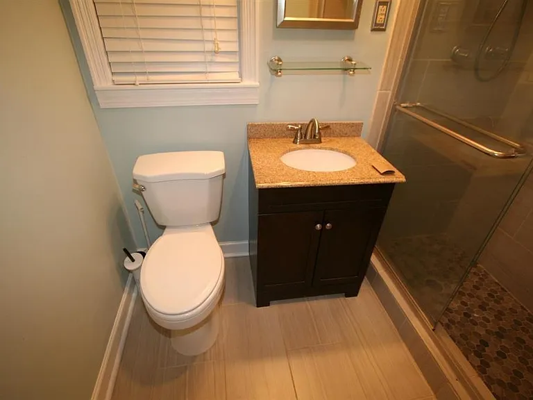 1588 Dorset Dr — Photo 18