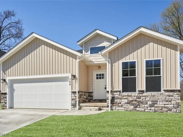 700 Thorn Way, Doylestown, OH 44230