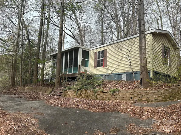 19 Kayce Dr, Candler, NC 28715