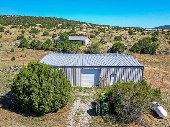 5th image of 23 Grigsby Ln