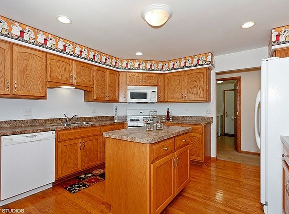 4th image of 14045 S Churchill Dr