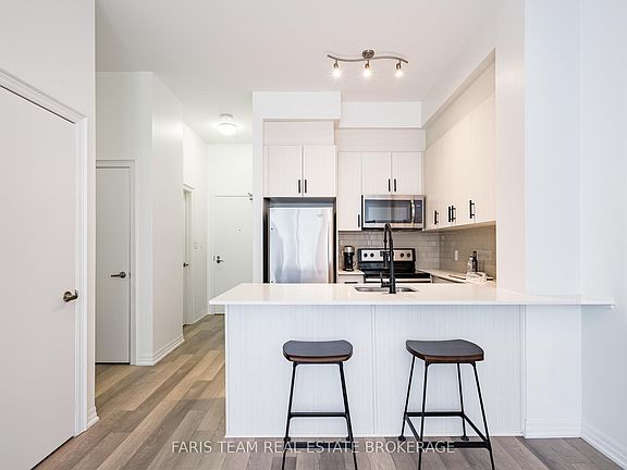 5th image of 111 Worsley St #Penthouse 7