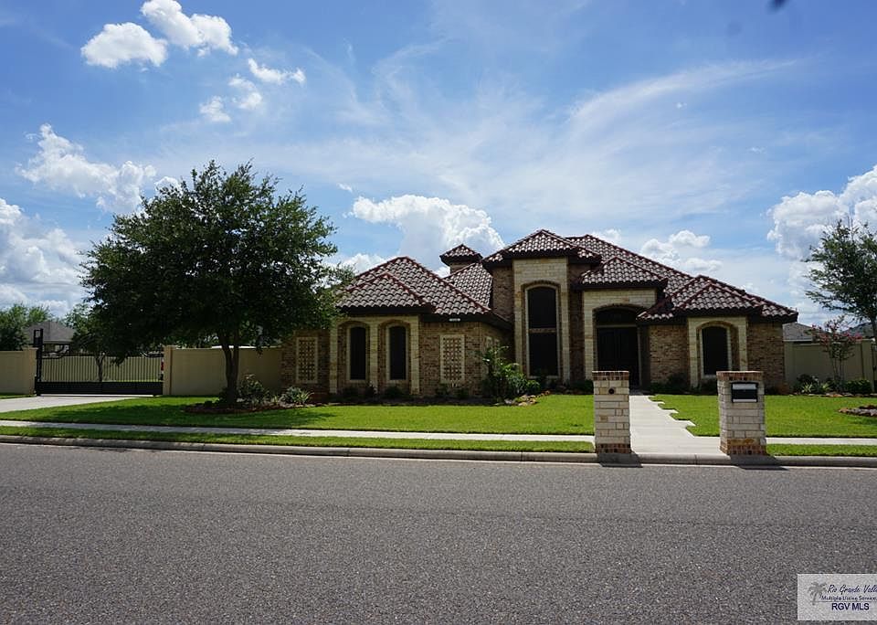 1st image of 1116 Houston Way