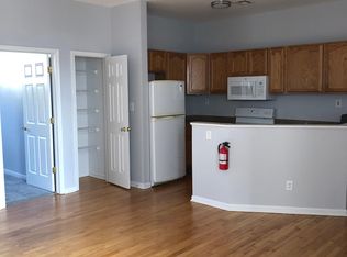 67 Union Pl APT 4, Summit, NJ 07901