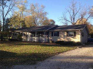 6 Country Ln, Hamel, IL 62046