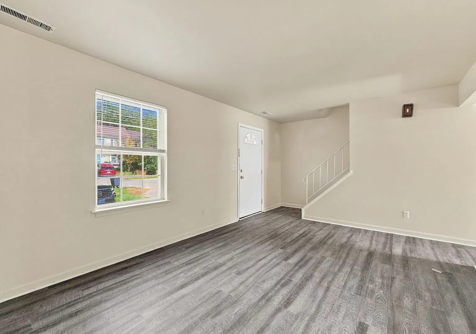 1645 Townwood Court — Photo 3