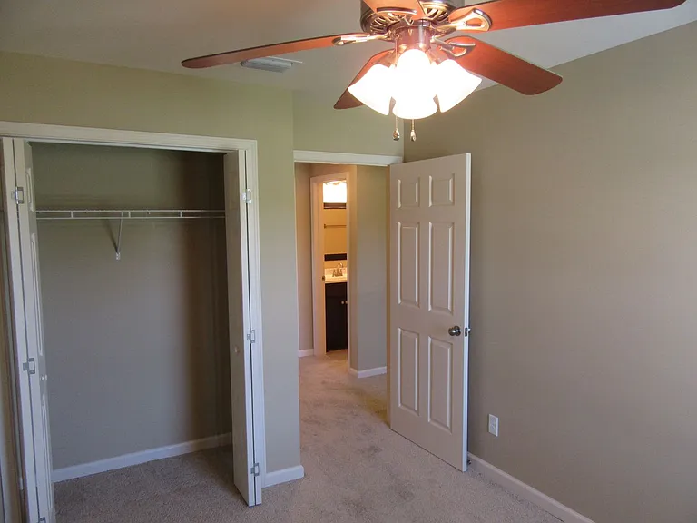 2407 Astrid Ln — Photo 14