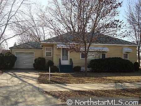 1st image of 253 11th Ave N