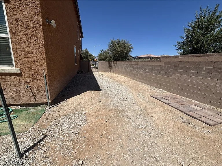9304 Polwarth Ct — Photo 63