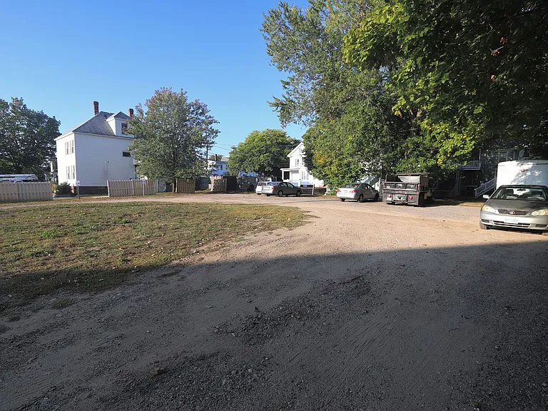 609 Central — Photo 22