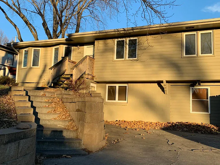 Front of house extra drive way