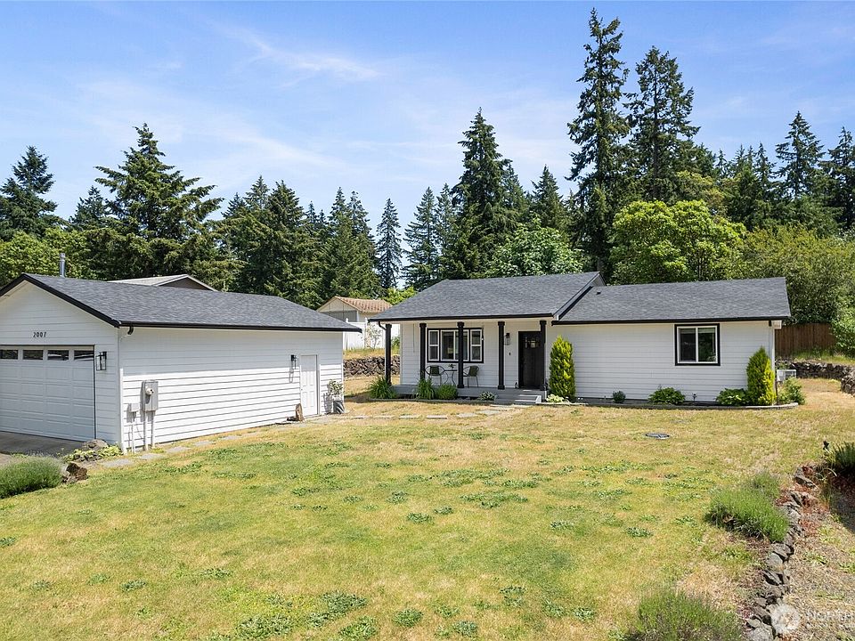 1st image of 2007 191st Avenue Ct SW