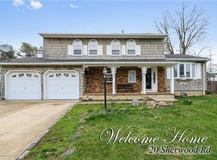 20 Sherwood Rd, Parlin, NJ 08859