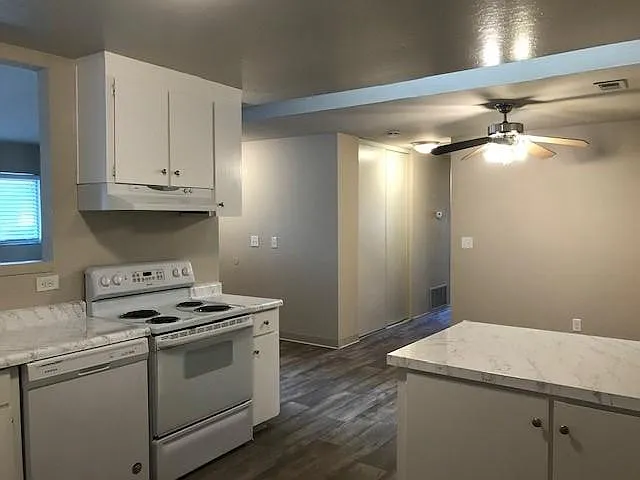 4655 Rishell Ct photo 1