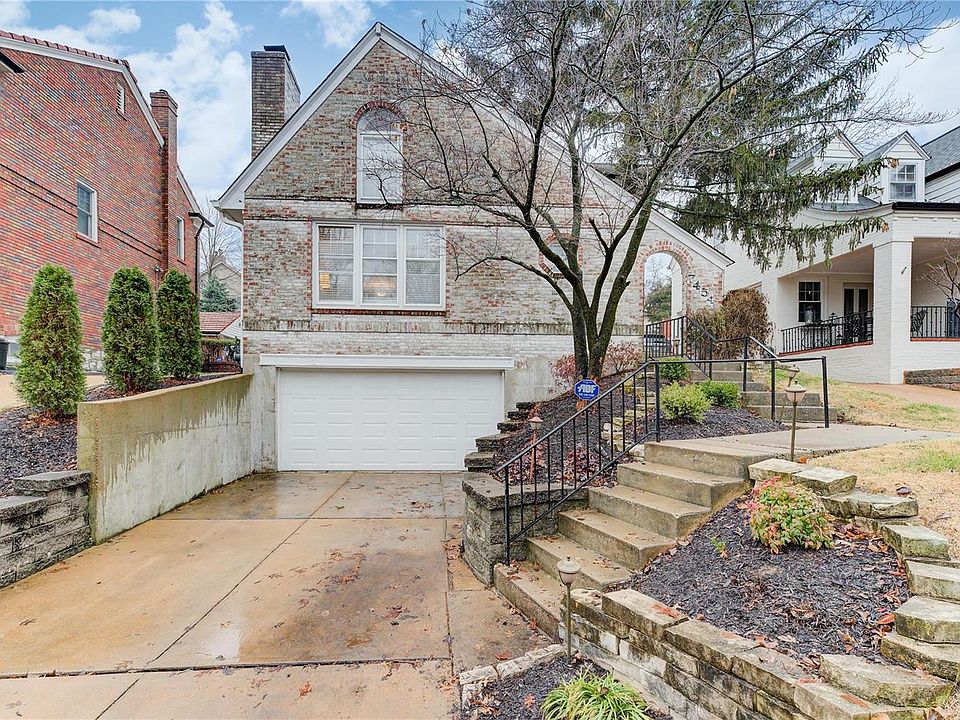 2nd image of 7454 University Dr