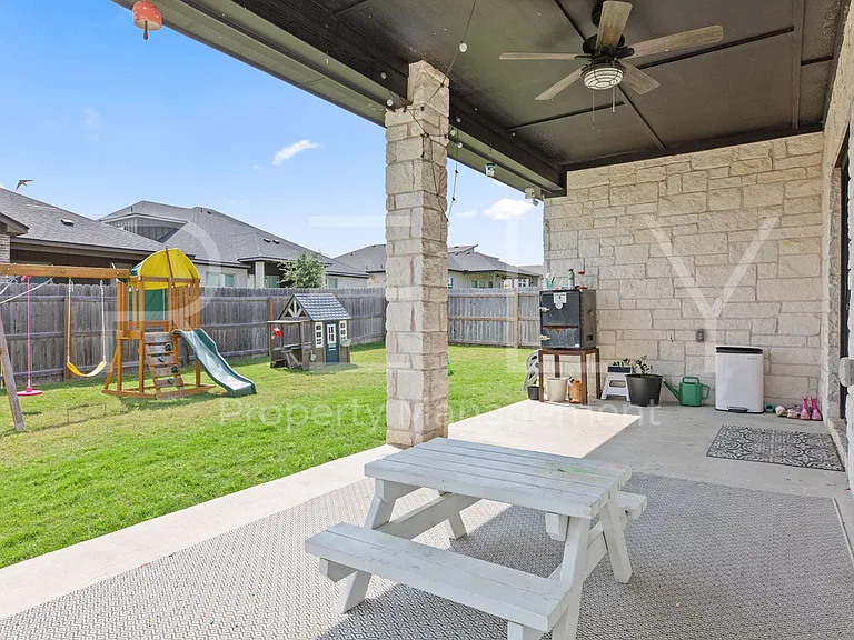 129 Seattle Slew Dr — Photo 43