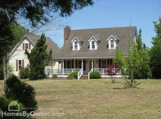 909 Spann Rd, Trenton, NC 28585