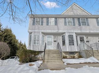 33 N Moger Ave APT 1, Mount Kisco, NY 10549