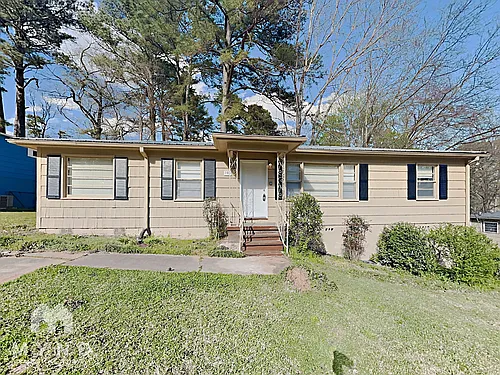 108 Rose Dr Photo 1
