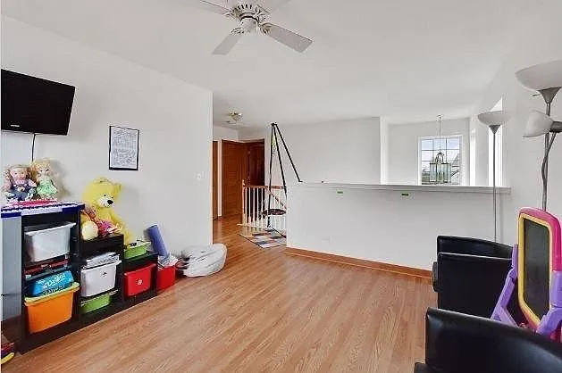 1120 Bromley Ct — Photo 14
