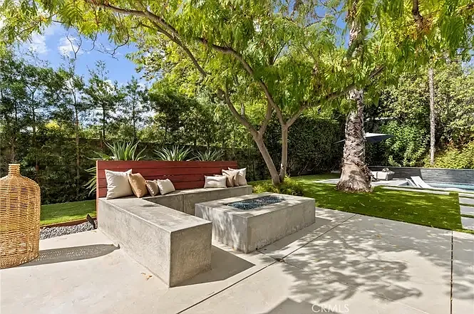 4410 Canoga Dr — Photo 18