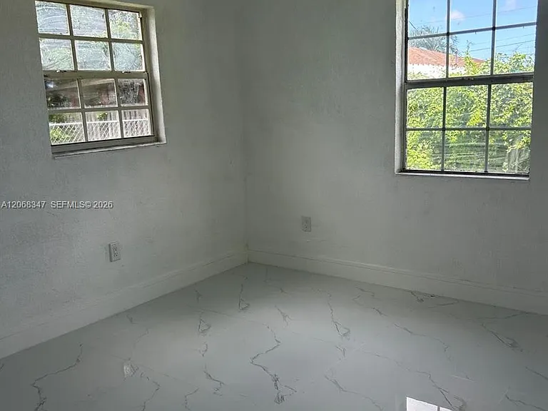 22115 SW 115th Ave — Photo 12