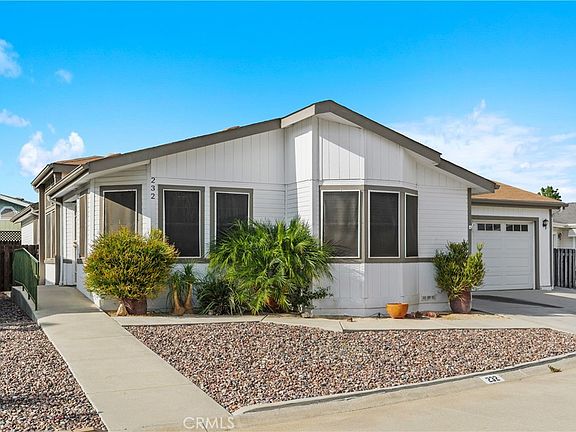 4th image of 27250-232 Murrieta Rd