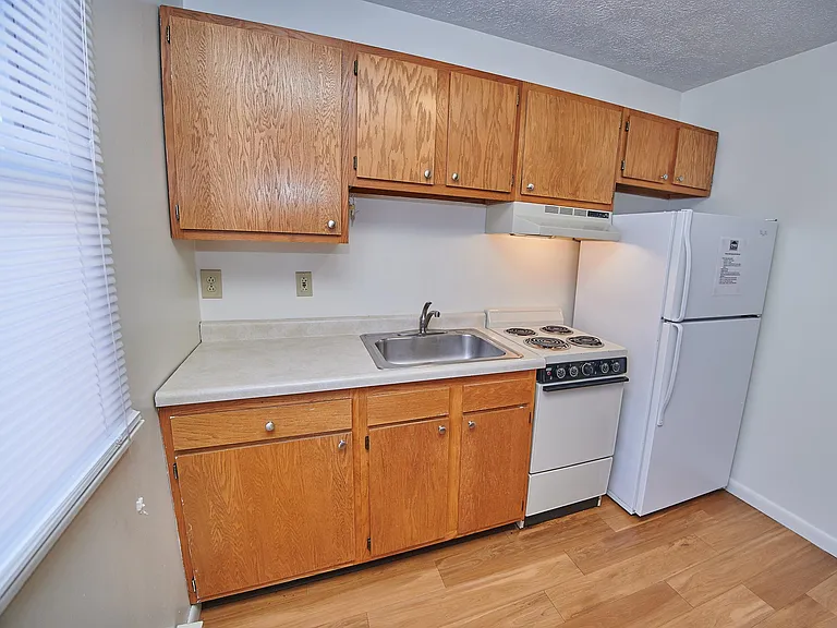Crimson Hawk Student Housing — Photo 70