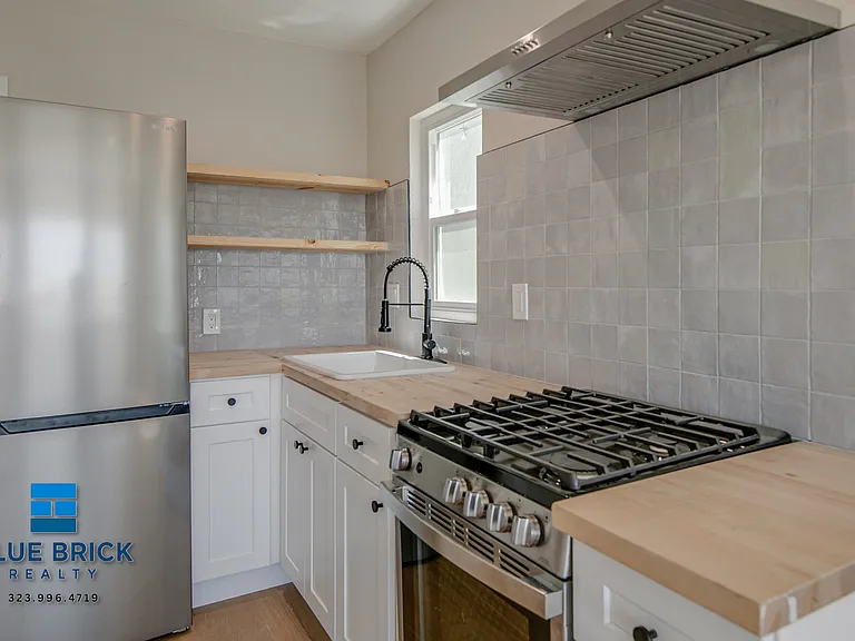 5339 E Ocean Blvd #B — Photo 17