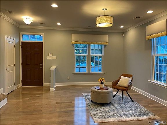 2nd image of 11318 Sadler Walk Ln