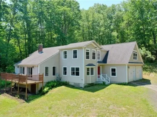 11 Old Stage Coach Road, Haddam, CT 06441