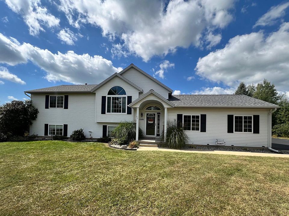 1st image of 15091 Branch Ct