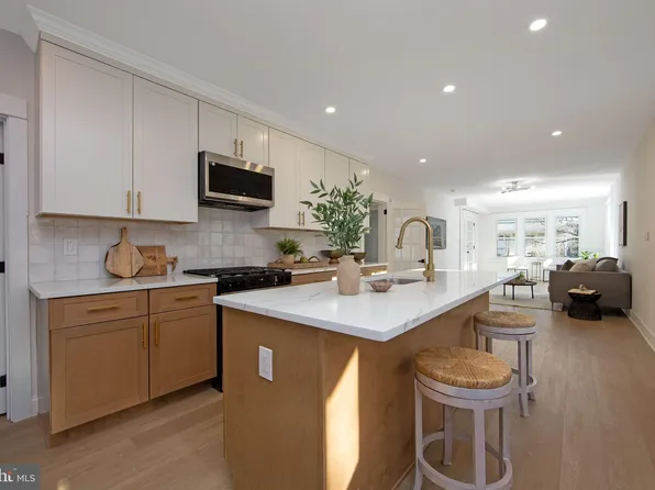 103 E Ormond Ave, Oaklyn, NJ 08107