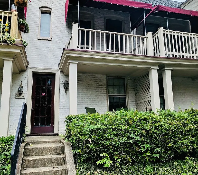 3314 Ellwood Ave.*