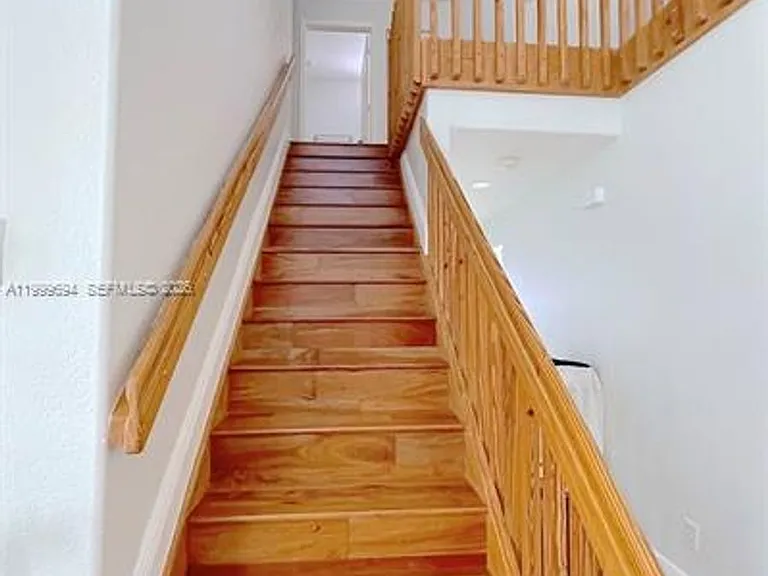 18281 SW 22nd St — Photo 19