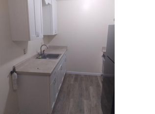 5809 Elizabeth St, Oakland, CA 94621