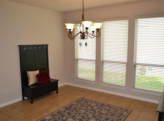 5th image of 2109 Willard Dr