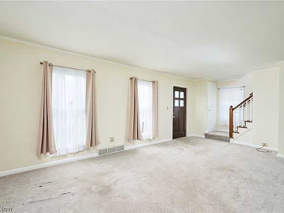 4th image of 2491 8th St