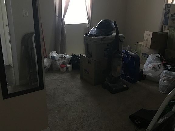 4th image of 907 E Central Ave