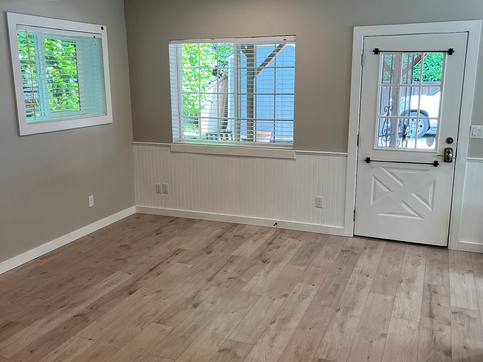 706 NE 6th Ave — Photo 4