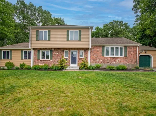 129 Springvale Cir, Weymouth, MA 02188