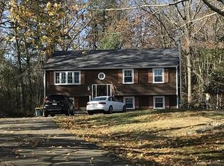 39 King St, Abington, MA 02351