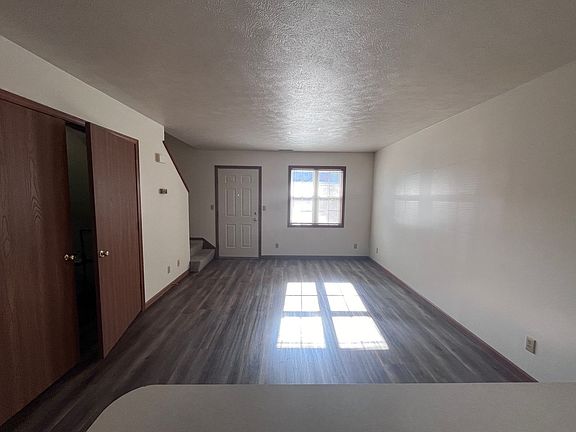 2nd image of 117 Watertower Ct