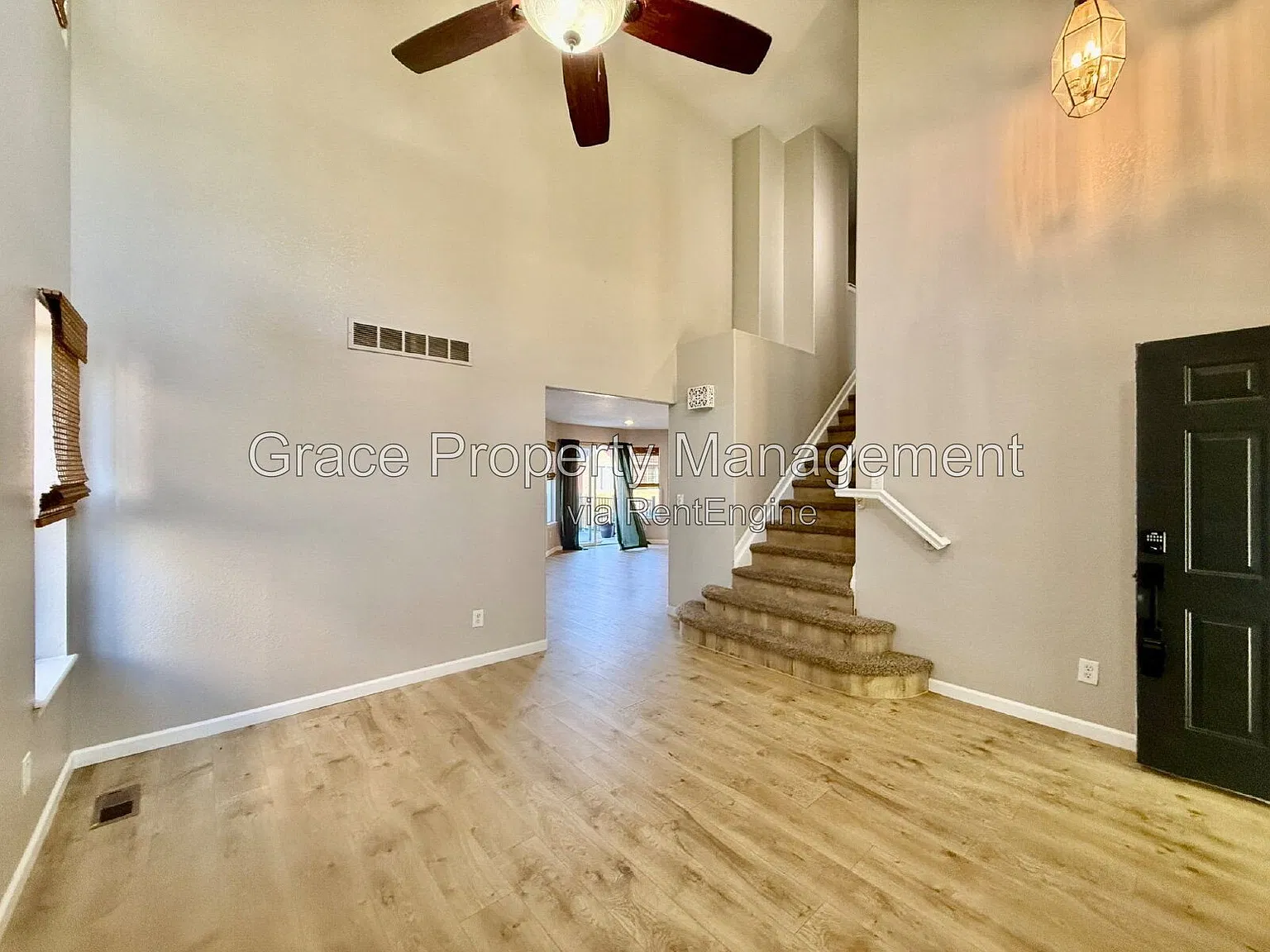 4 bed, 2.5 bath, 2594 sqft, $2,995 — Photo 3