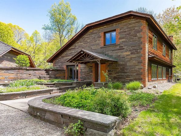 49 Rocky Rd