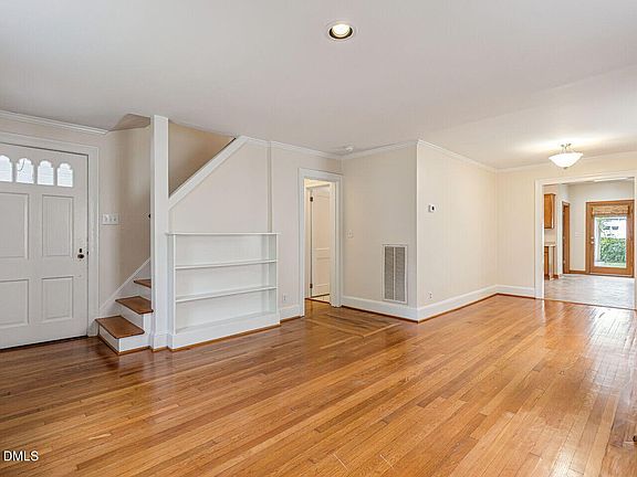 5th image of 1411 Doughton St