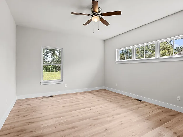 2205 W Mason Pl — Photo 16