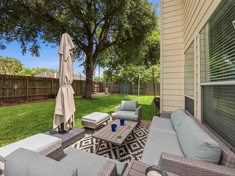 3711 Hill Family Ln — Photo 29