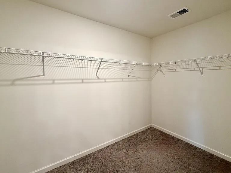 421 Fox Sparrow Ct — Photo 17